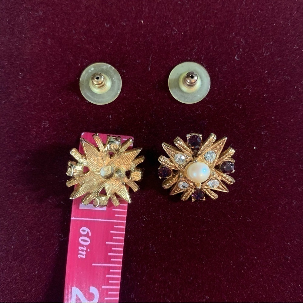 Vintage faux gold, amethyst, pearl and rhinestone earrings - Picture 5 of 5